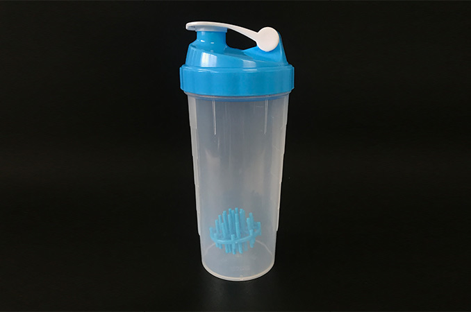 BPA free custom logo  PP plastic  shaker  water bottle  manufacturer 