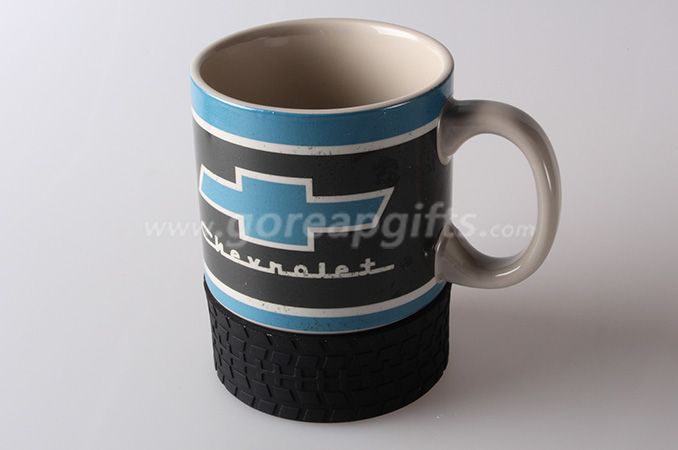 Creative tire ceramic coffe mug with special silicone bottom 