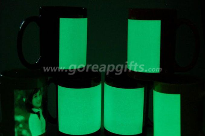 11OZ glowing plastic mugs 