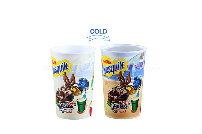 Single wall Nesquick brand cold  color changing plastic cup with lid and straw 