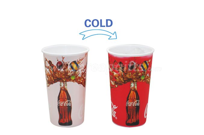 Single wall Coca cola brand cold  color changing plastic cup with lid and straw 
