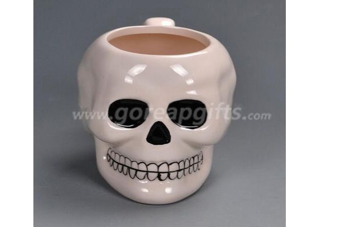 Creative skull shape ceramic coffee mug 
