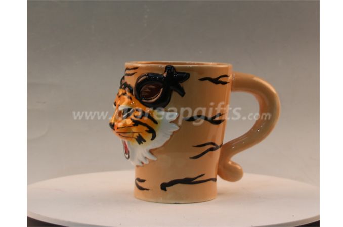 Foodgrade safe Tiger shape ceramic coffee mug 