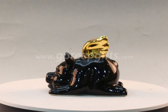 Black glazed ceramic pig home decor ceramic ware 