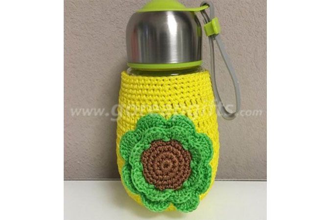 New Fashion  Knitted glass water bottle with knitted sleeve 